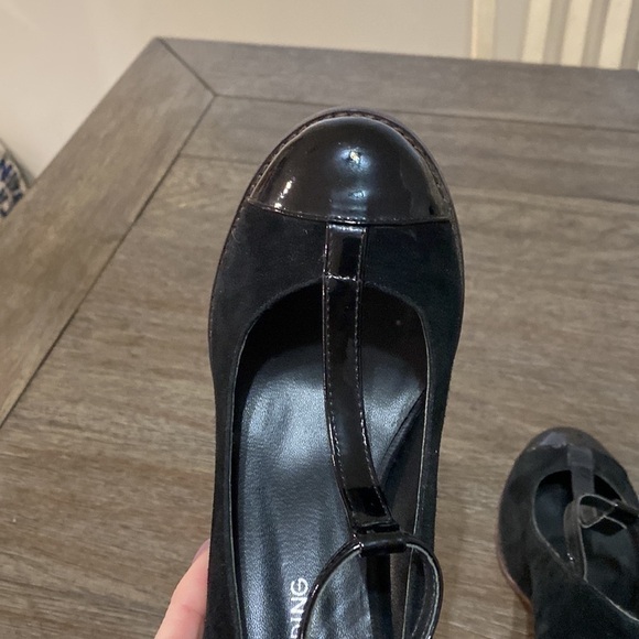 MADISON HARDING WEDGE T STRAP HEELS | Size 9 - Picture 10 of 14